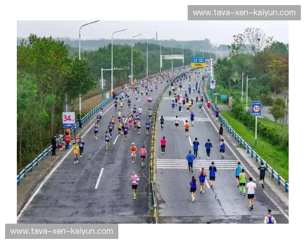 马拉松新闻：跑动城市，记录每一步感动